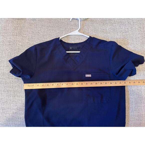 Figs Technical Collection Men's Short Sleeve Navy Blue Medical Scrub Top Sz M - Picture 9 of 12